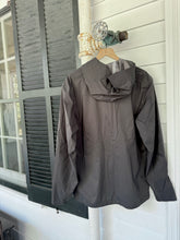 Load image into Gallery viewer, Free Fly Men's Cloudshield Rain Jacket - Black Sand