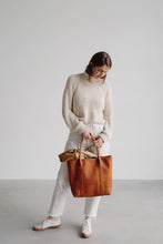 Load image into Gallery viewer, Leather Passenger Tote