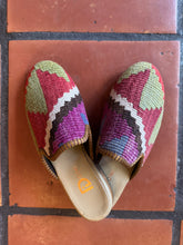 Load image into Gallery viewer, Kilim Shoes