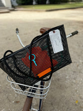 Load image into Gallery viewer, The Oyster Bag