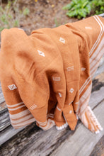 Load image into Gallery viewer, Persimmon Organic Cotton Throw