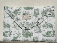 Load image into Gallery viewer, Greyfield x Maison Mallow Bordeaux Clutch