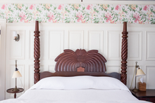Load image into Gallery viewer, Greyfield White Goose Down European Comforter