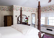 Load image into Gallery viewer, Greyfield White Goose Down European Comforter