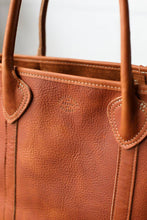 Load image into Gallery viewer, Leather Passenger Tote
