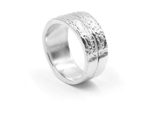 GOGO Armadillo Shell Ring