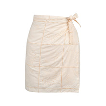 Load image into Gallery viewer, Ivory Shell Marina Sarong
