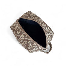 Load image into Gallery viewer, Plant Print Zipper Bag

