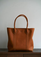 Load image into Gallery viewer, Leather Passenger Tote
