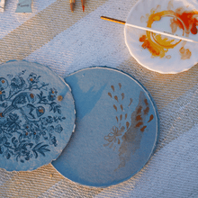 Load image into Gallery viewer, Indigo Block Printed Round Artist&#39;s Journal
