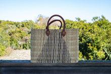 Load image into Gallery viewer, Hand Woven Artisan Bags
