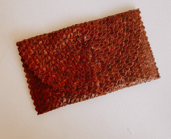 Straw Clutch